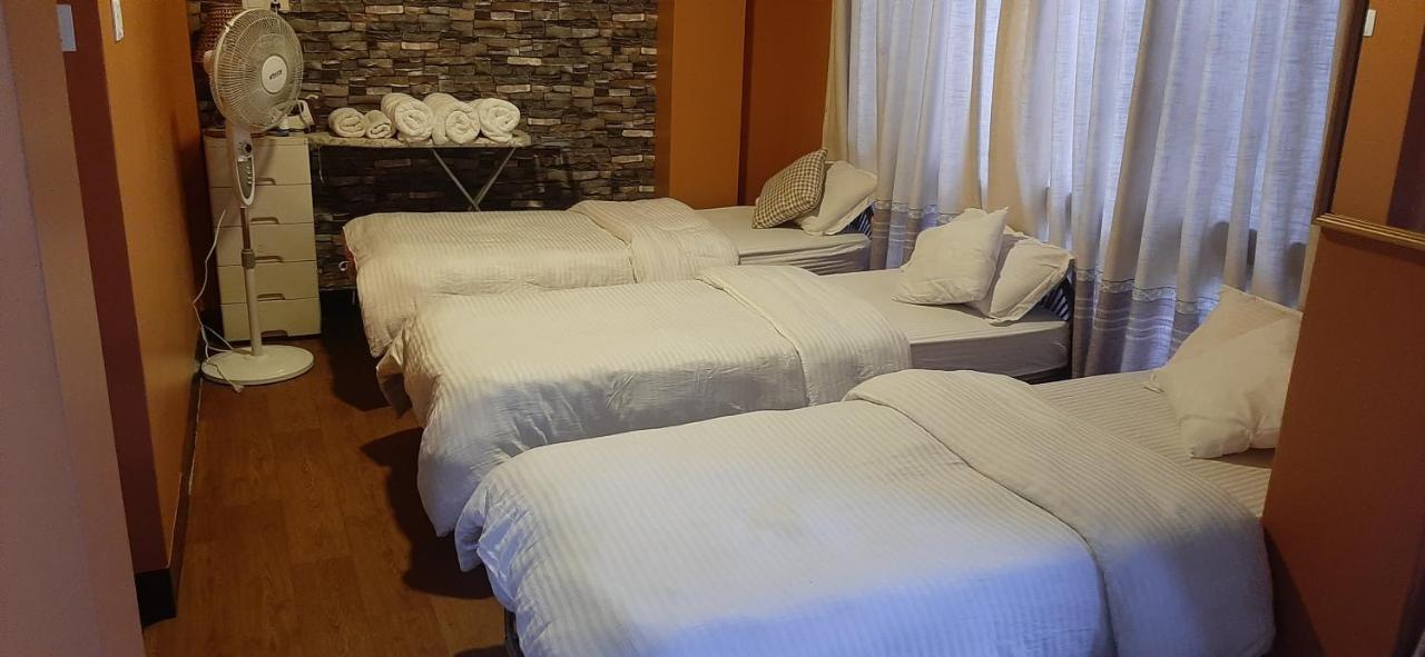 Looniva Guest House Lalitpur Eksteriør billede