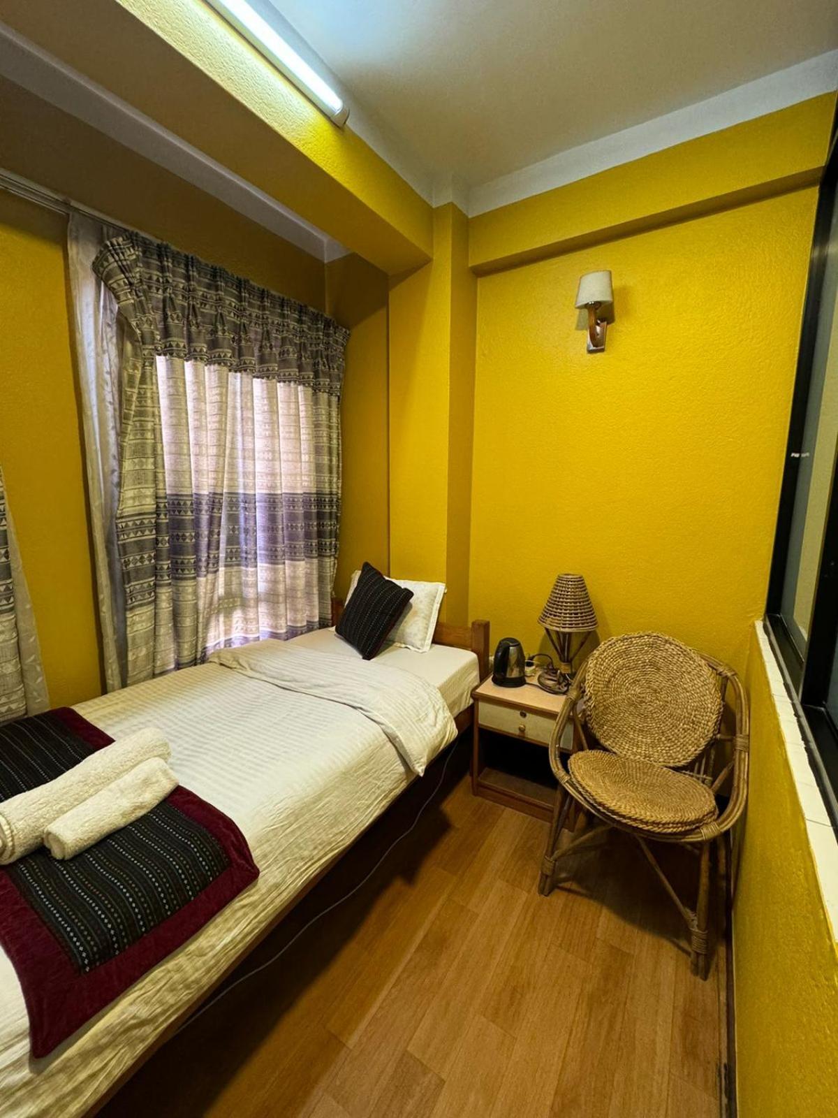 Looniva Guest House Lalitpur Værelse billede